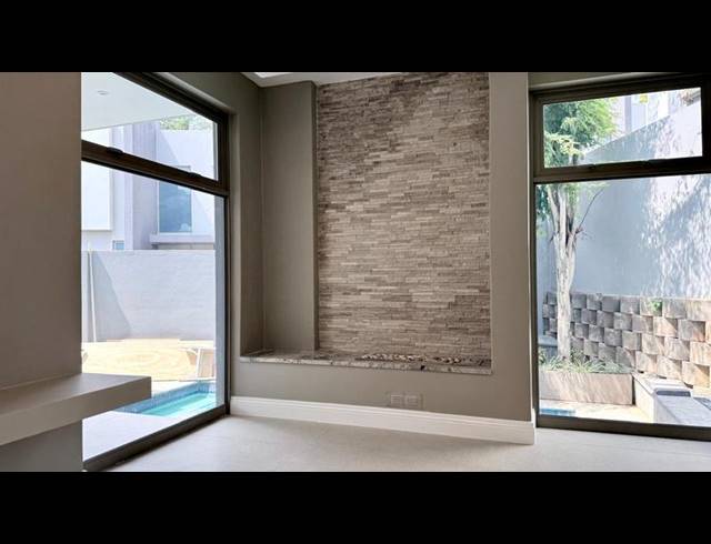 3 BEDROOM PROPERTY TO RENT IN BRYANSTON WEST